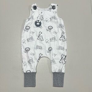 STELL N POP Baby Romper with Teether Jungle Animal Print